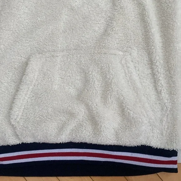 FILA Long sleeved Cream & Navy Fleece Teddy Bear Hoodie Girls size 14/16 X-Large - Picture 10 of 13